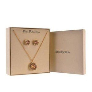 Kim Rogers Gold Square Earrings and Necklace Set